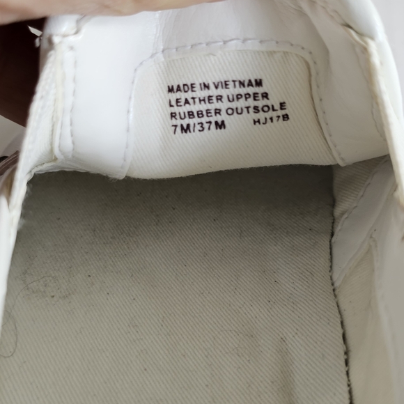 Michael Michael Kors Keaton Slip On Sneakers Size 7 Laser Cut White Silver - Picture 13 of 13